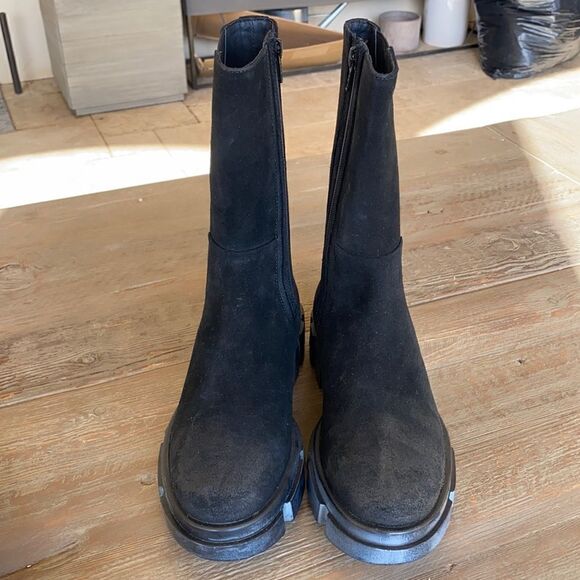 Free People Brooks Chelsea Boots Black Suede Lug Sole US 7 - Picture 3 of 11